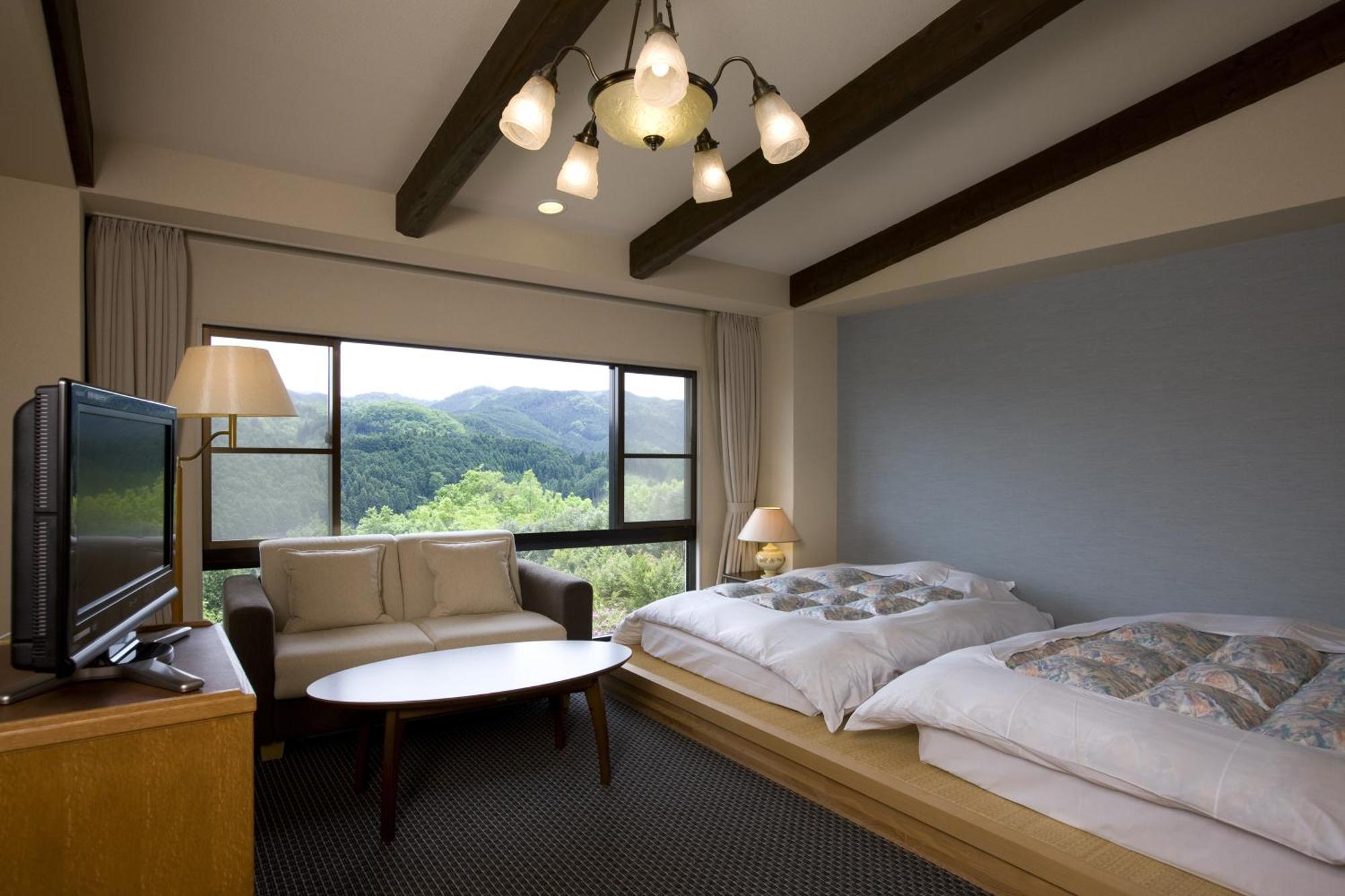 Shorenji Lake Hotel Nabari Стая снимка