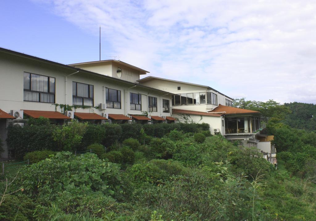 Shorenji Lake Hotel Nabari Екстериор снимка